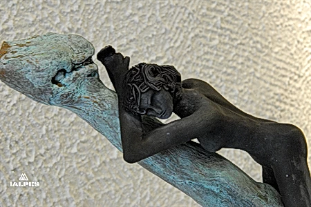 Jacques Marchand, femme allongée