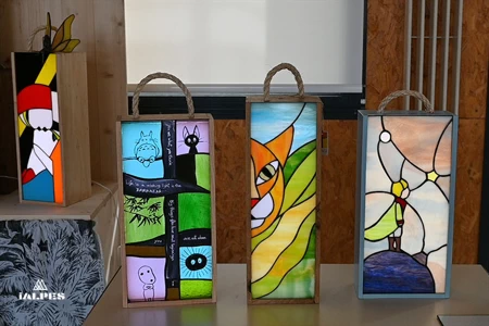 Christel HOUSSIN, luminaires vitrail Tiffany