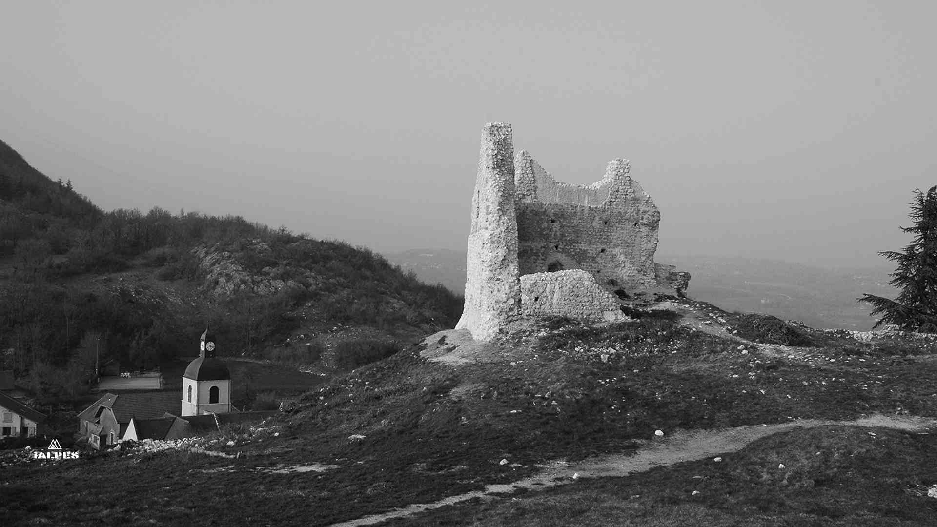 Ruines du château de Chaumont, Haute-Savoie