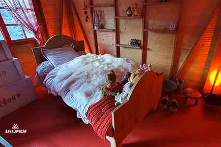 Thonon, marché de Noël, chambre du Père Noël