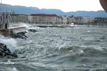 Tempète sur le lac Léman