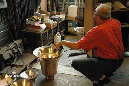 Musée Paccard, accordage d'ne cloche