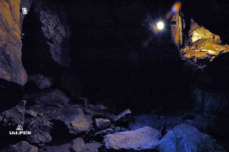 Grotte à Farinet, Vallorcine