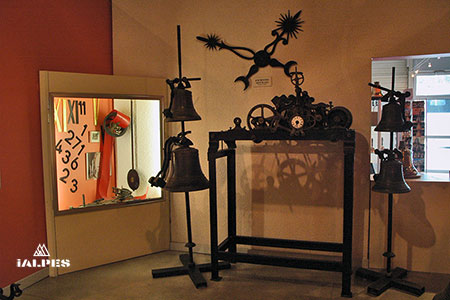 Mécanisme pour cloche