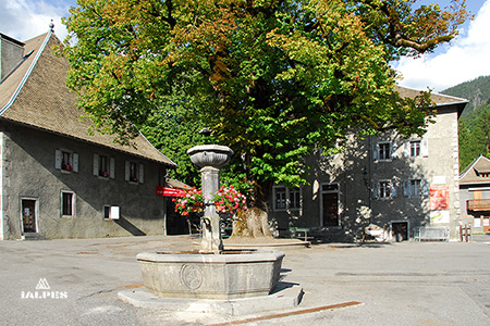 Centre du village de Sixt.